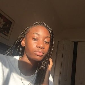 Meet your Posher, Stefani